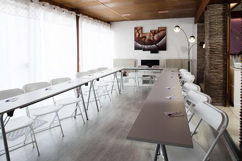 Hotel Le Beffroi Dreux Facilități foto