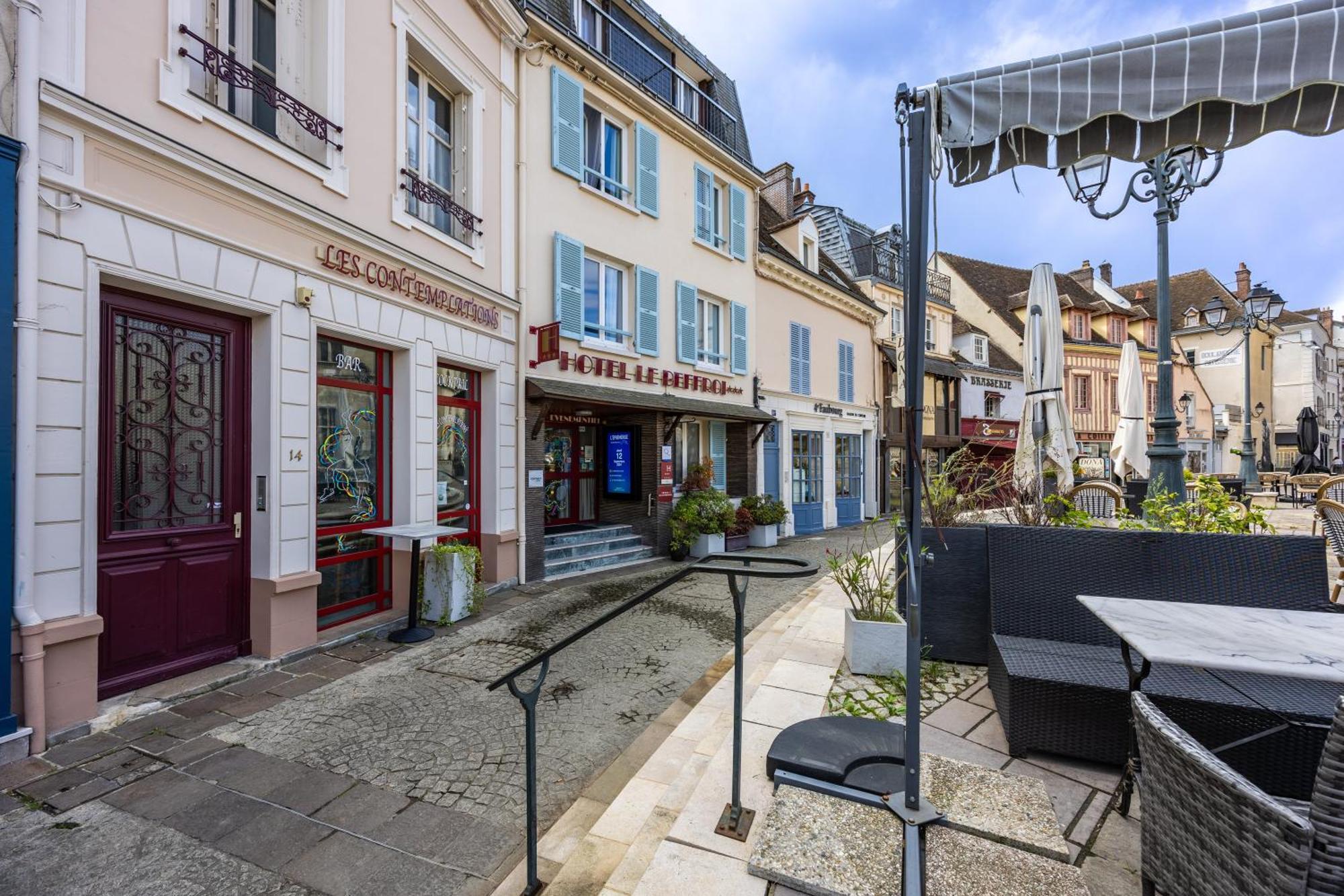Hotel Le Beffroi Dreux Exterior foto